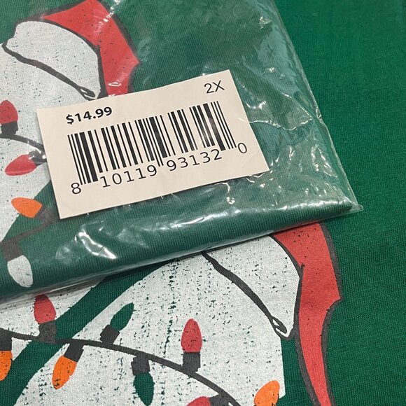 [2X-LARGE] 7-Eleven Speedway Christmas 2023 Graphic T-Shirt [GREEN] NEW IN BAG - Picture 3 of 6